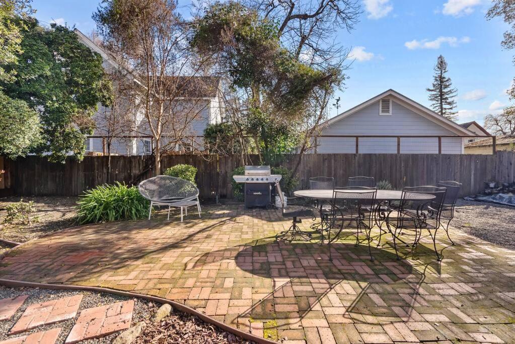 Downtown Napa Hot Tub Retreat - 3 Bed L 2 Bathヴィラ エクステリア 写真