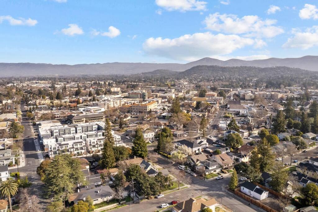 Downtown Napa Hot Tub Retreat - 3 Bed L 2 Bathヴィラ エクステリア 写真